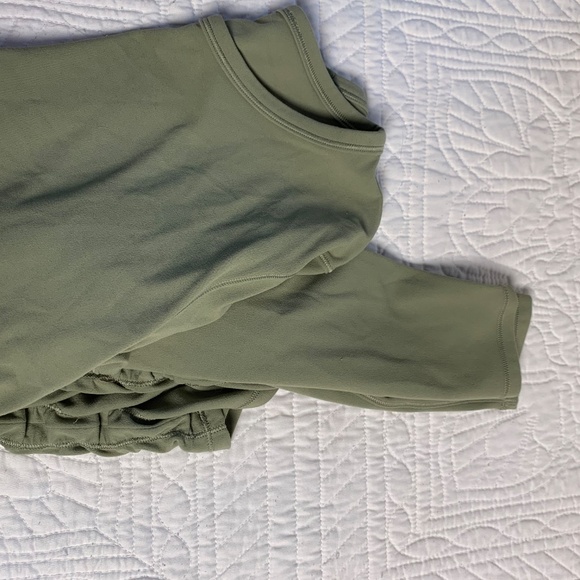 Lululemon 2pc olive army green leggings and long sleeve top - Picture 8 of 13